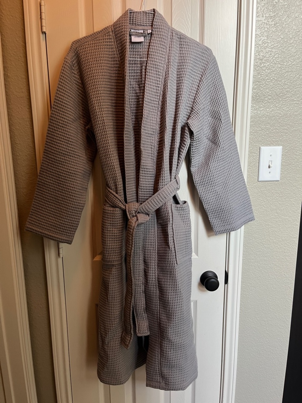 Quince Waffle Knit Robe in Light Gray